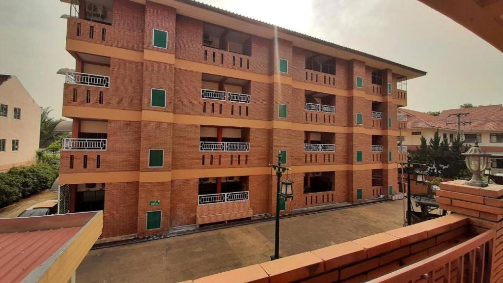 Eastan View Apartment Chiang Mai Exterior foto